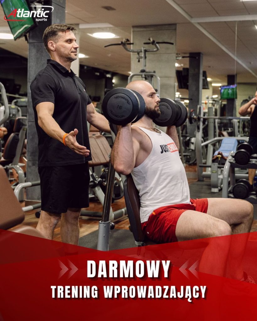 trening z trenerem na siłowni